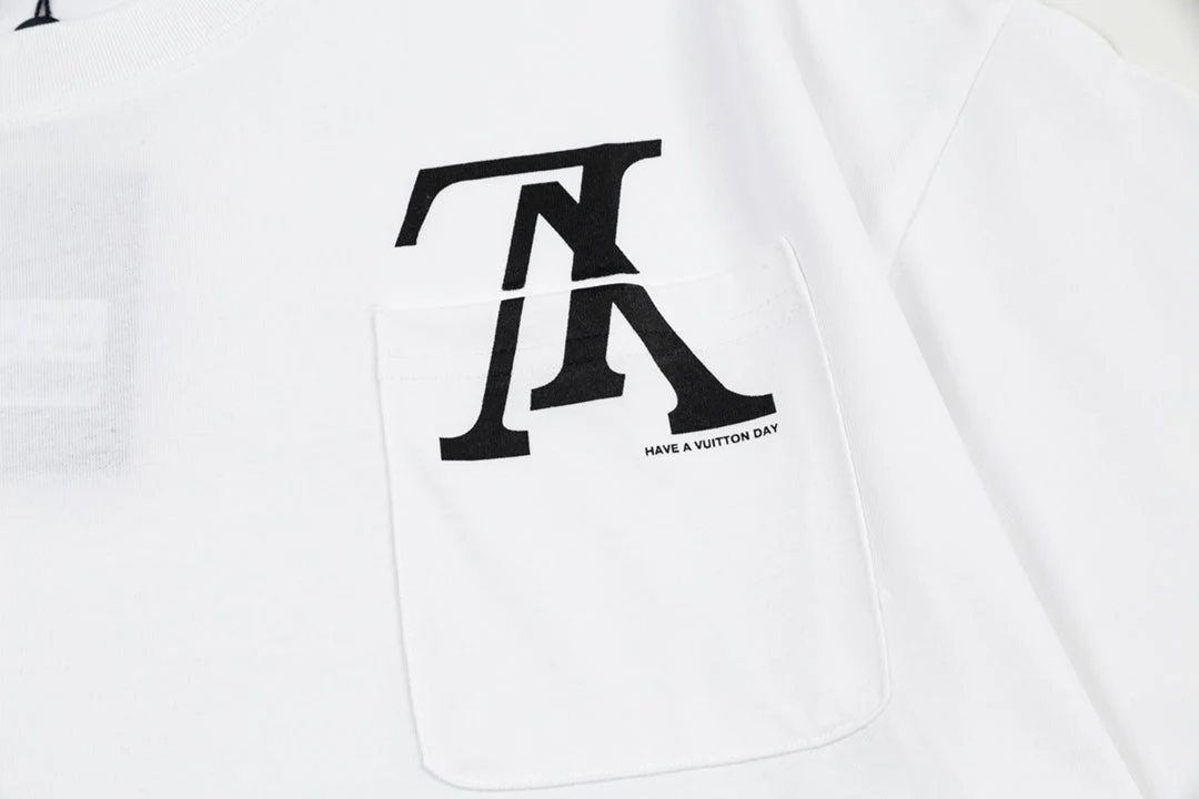 Pocket Reverse Letter Print T Shirt