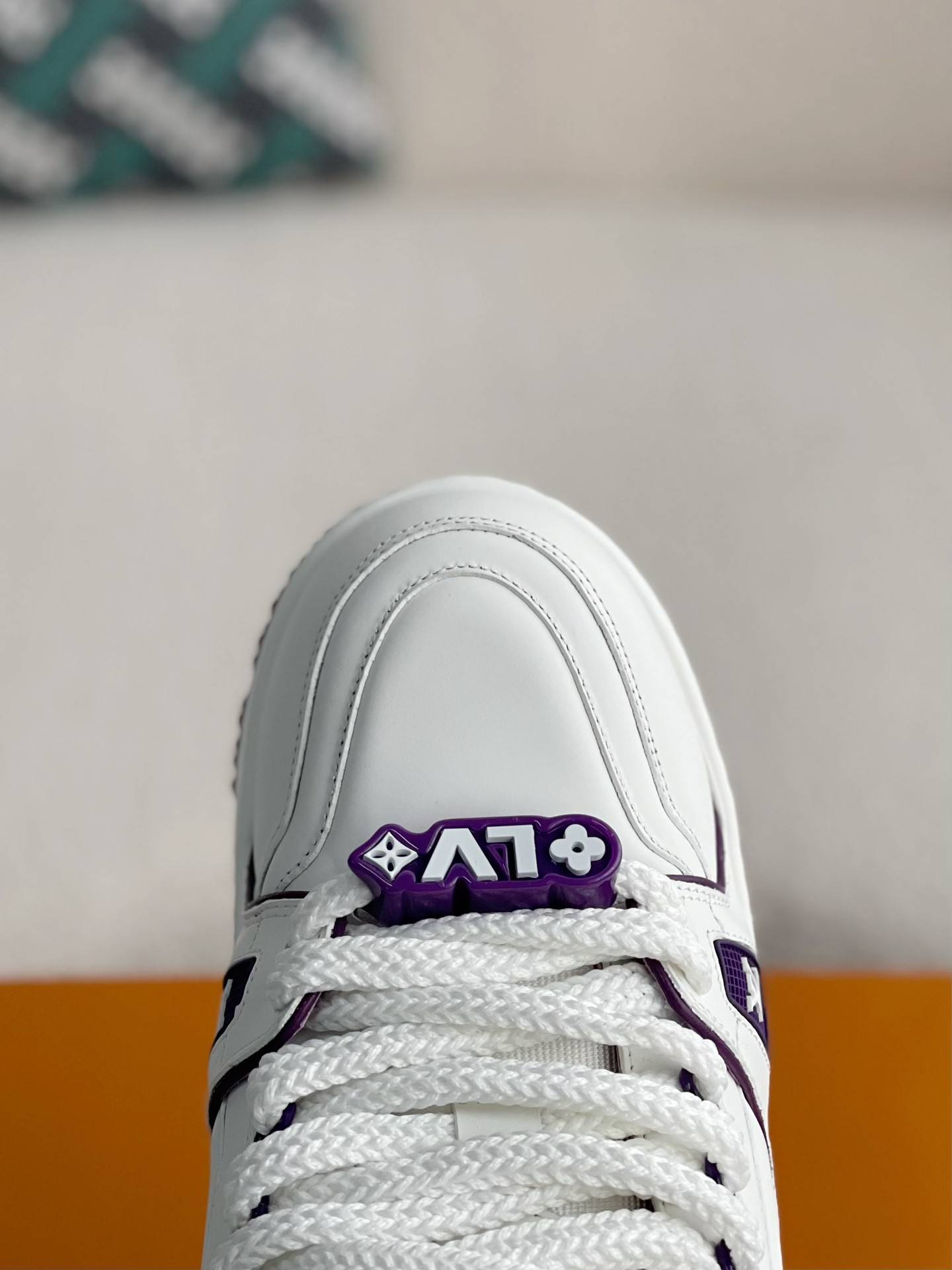 L*V TRAINER MAXI SNEAKERS