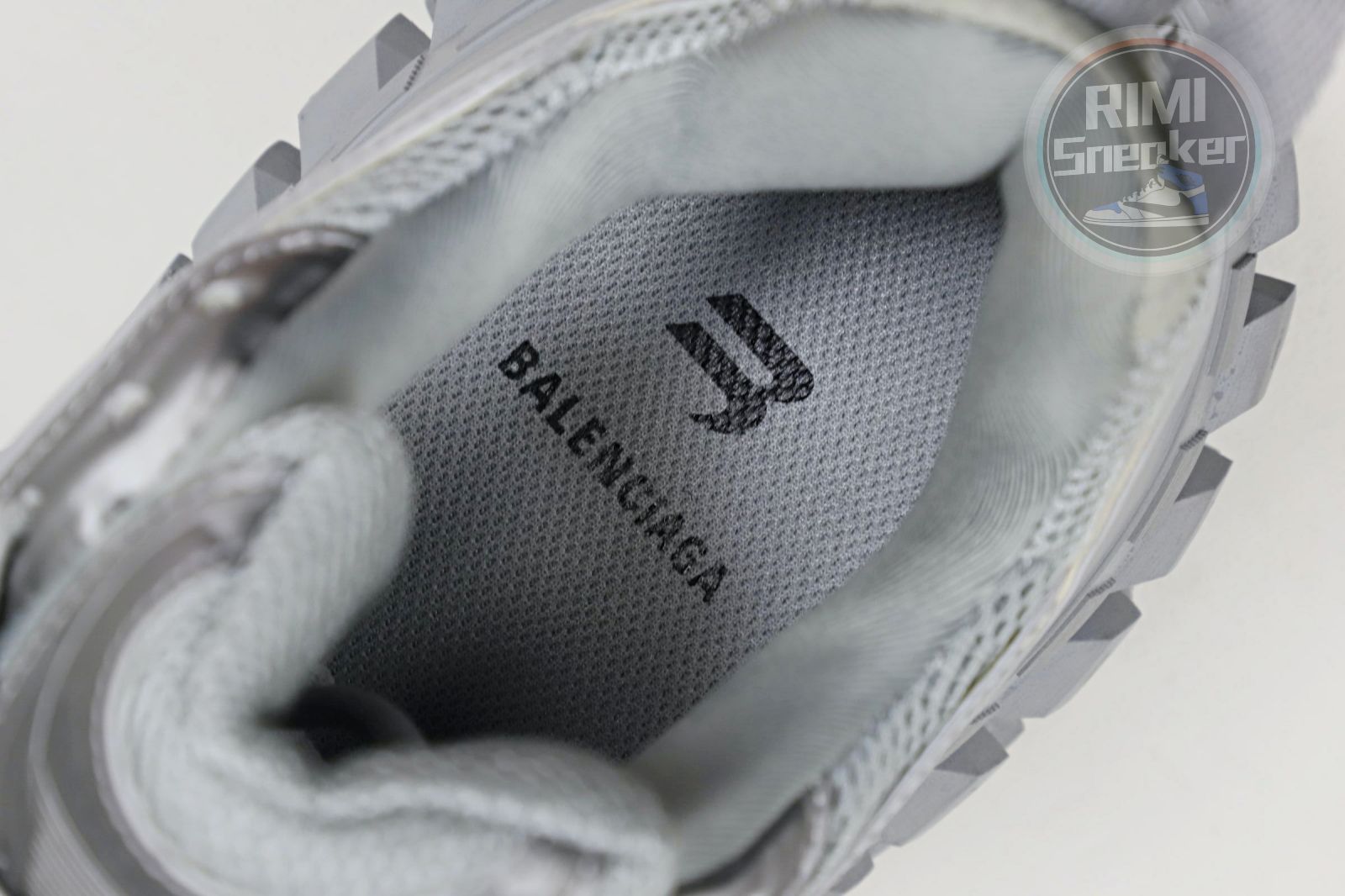 Balenciaga BLGA