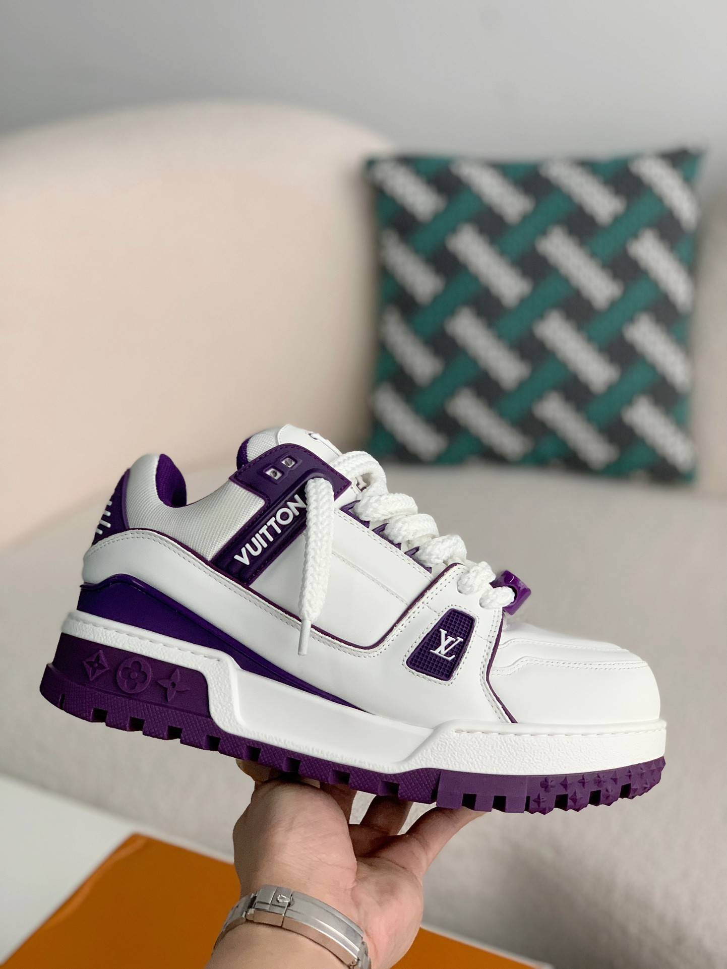 L*V TRAINER MAXI SNEAKERS