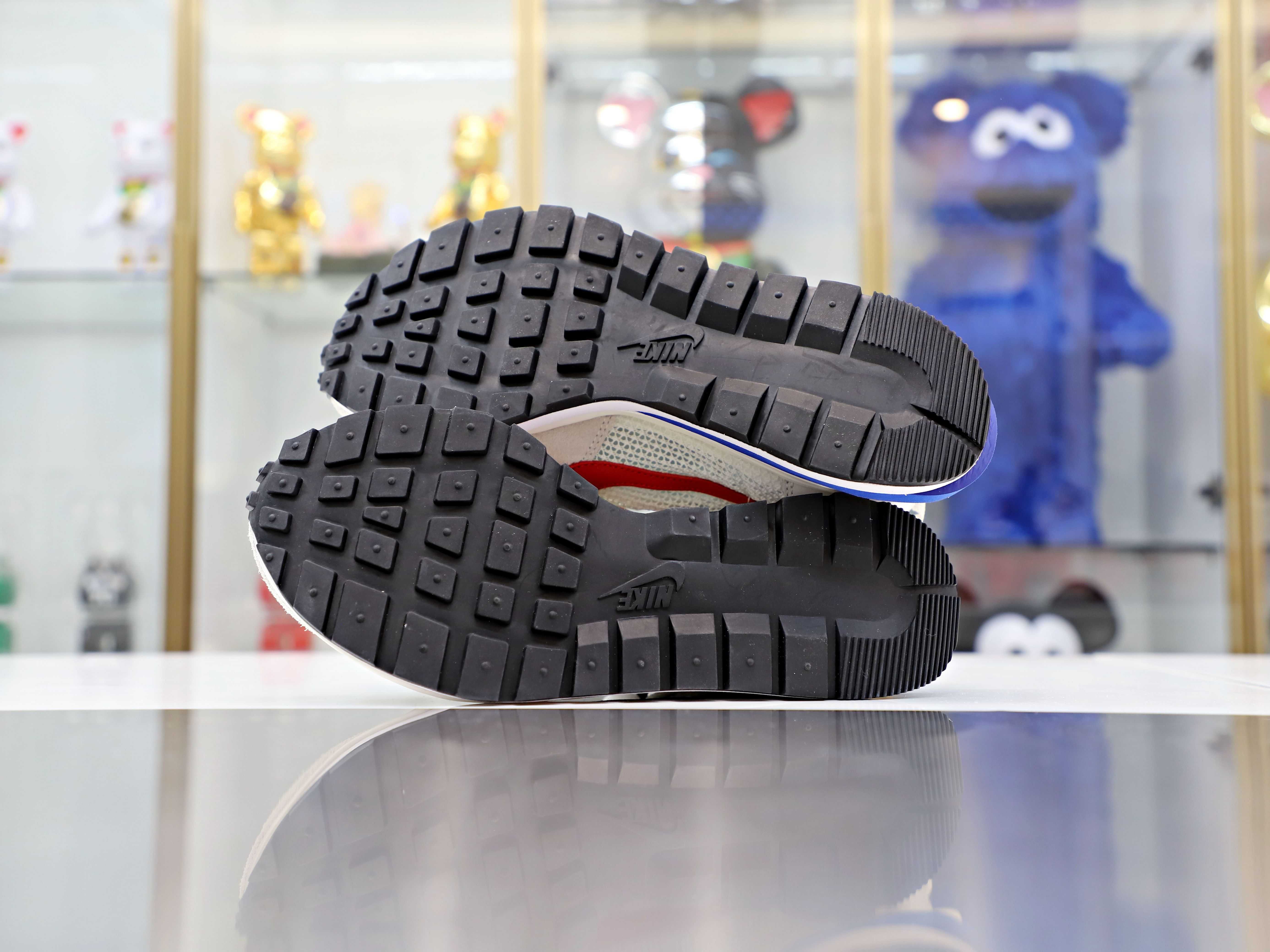 SACAI X VAPORWAFFLE