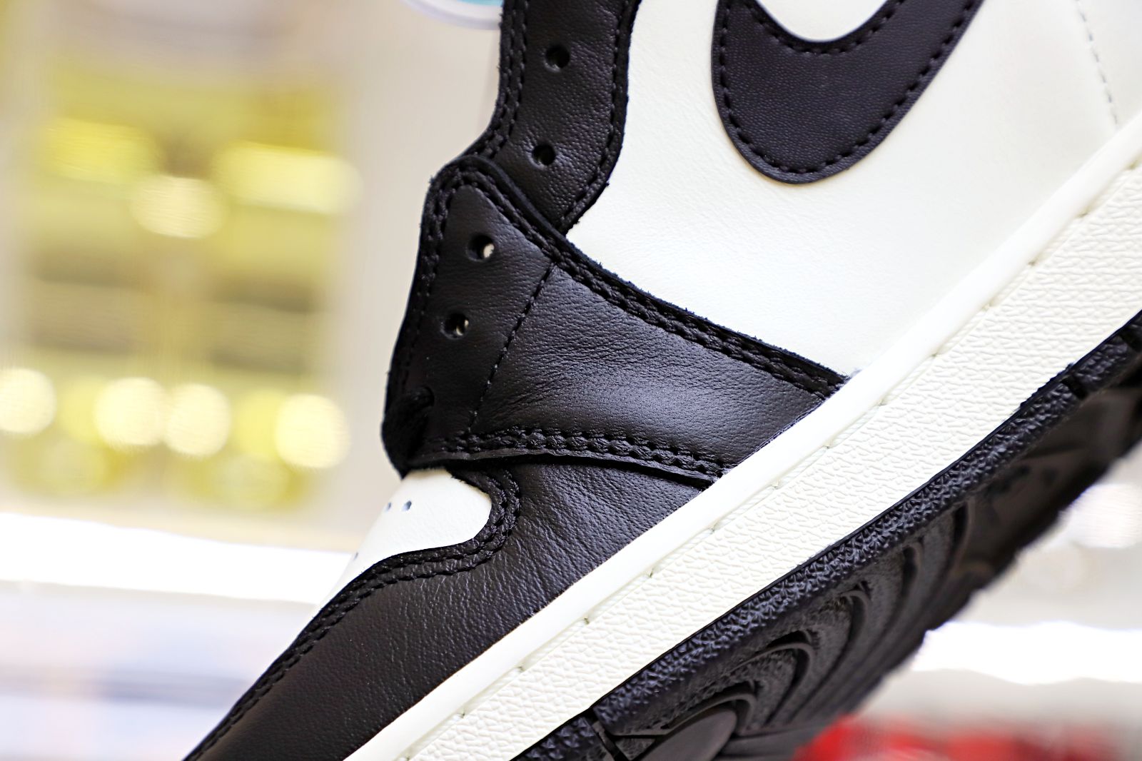 AIR JORDAN 1 RETRO HIGH OG