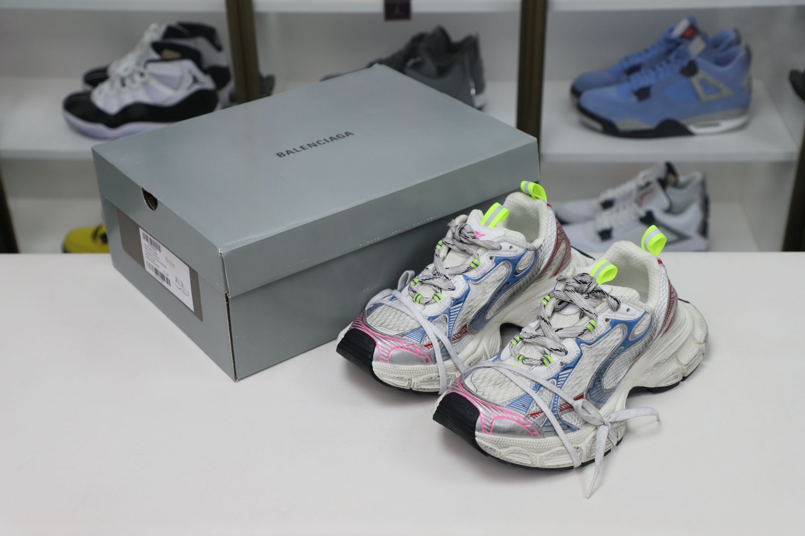 Balenciaga BLGA