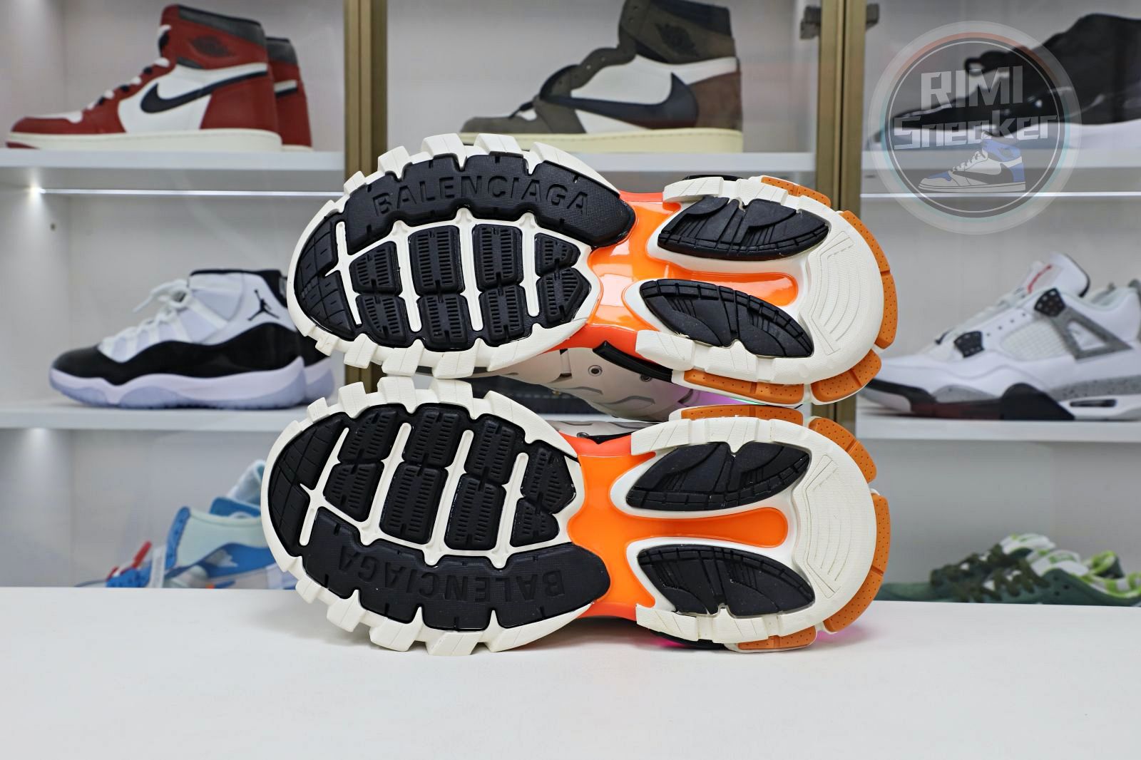 Balenciaga BLGA Track(LED)