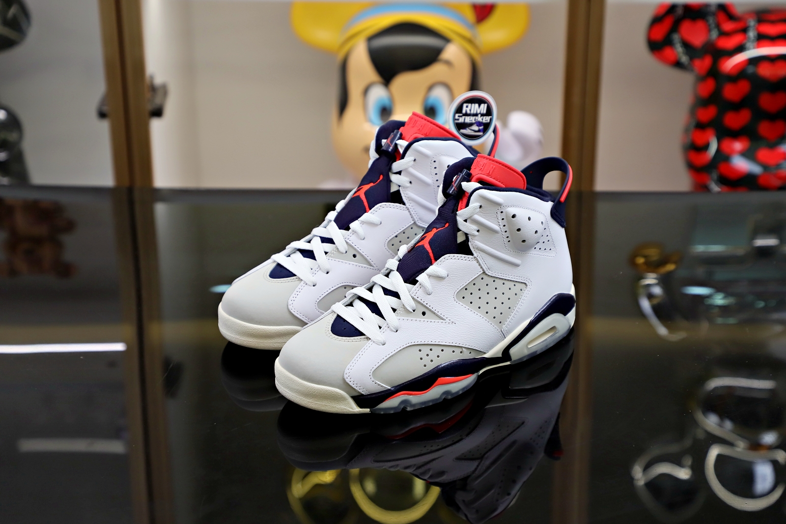 AIR JORDAN 6 RETRO