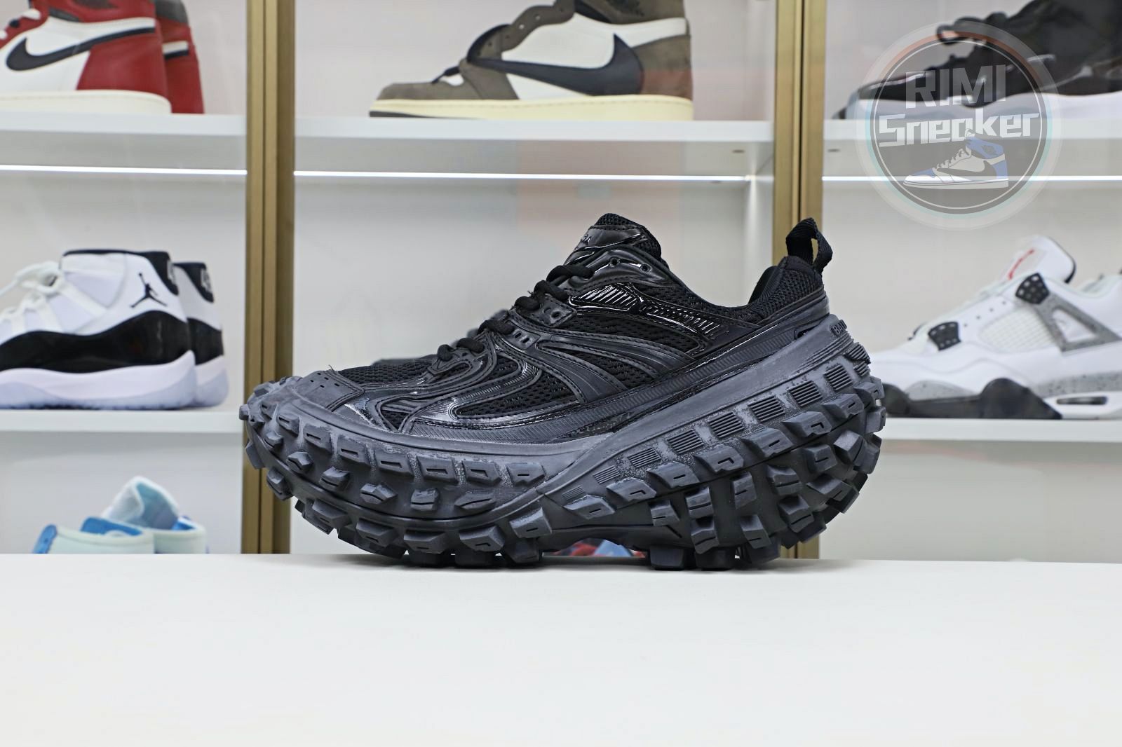 Balenciaga BLGA