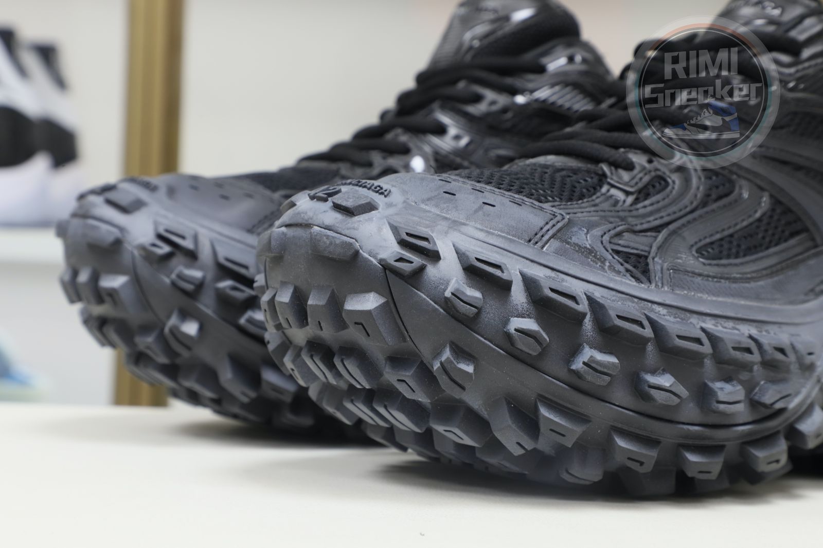Balenciaga BLGA