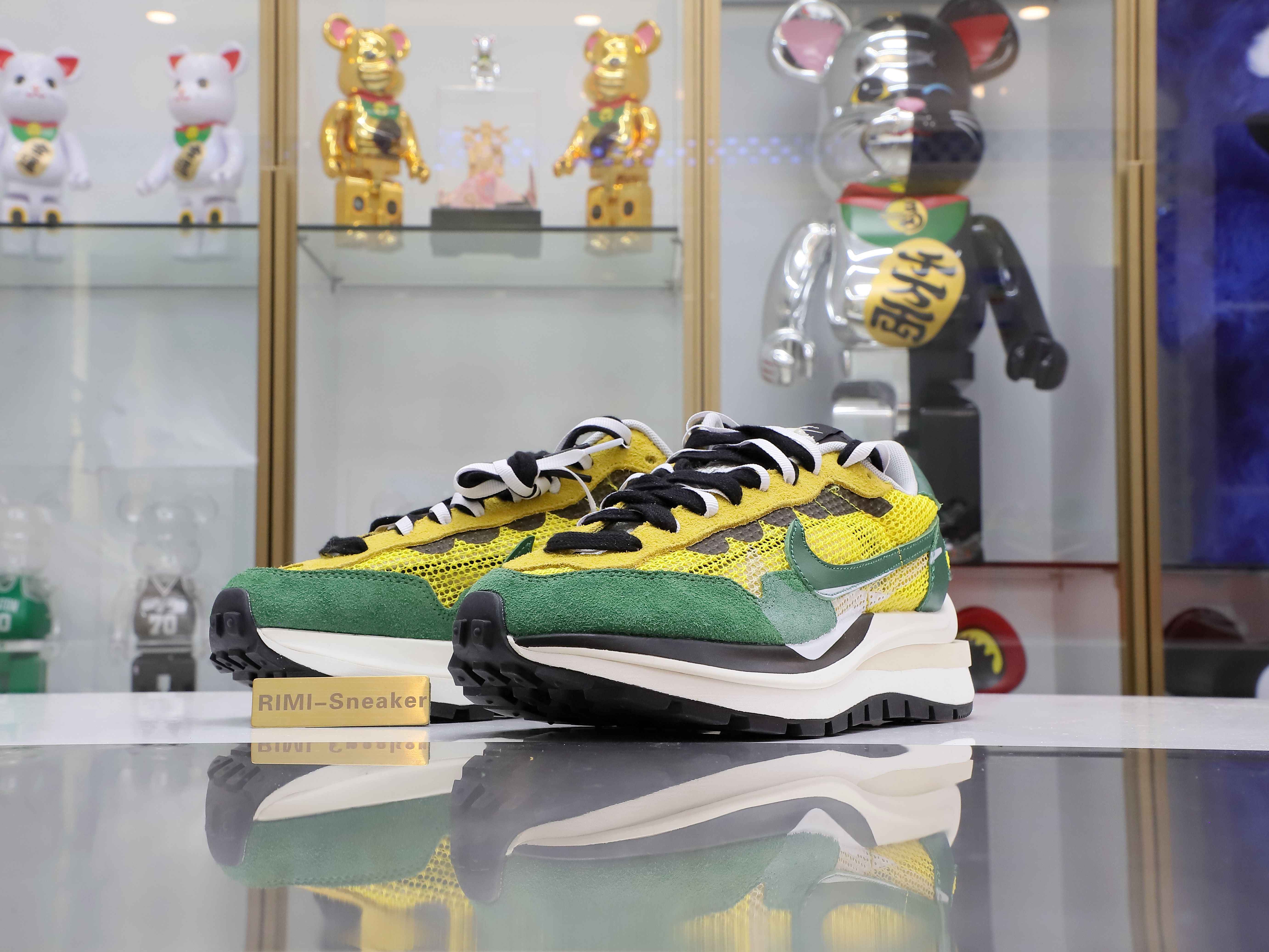 SACAI X VAPORWAFFLE