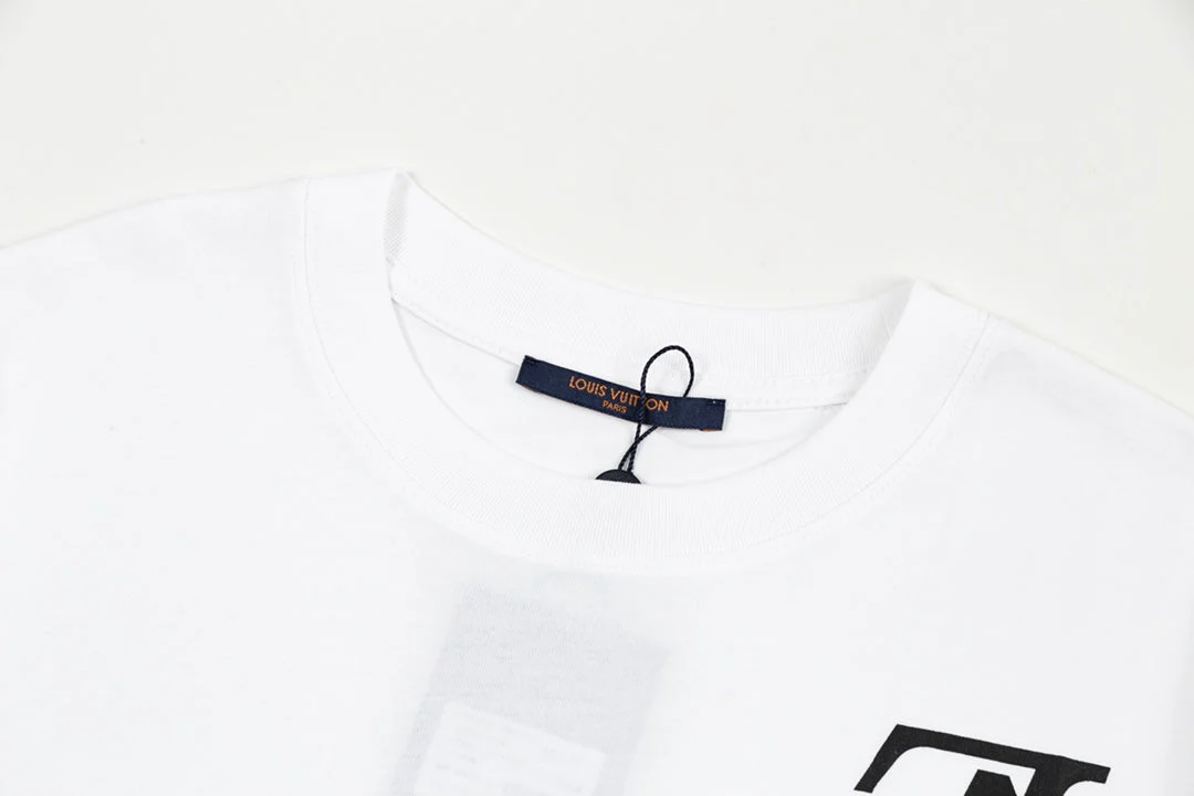 Pocket Reverse Letter Print T Shirt