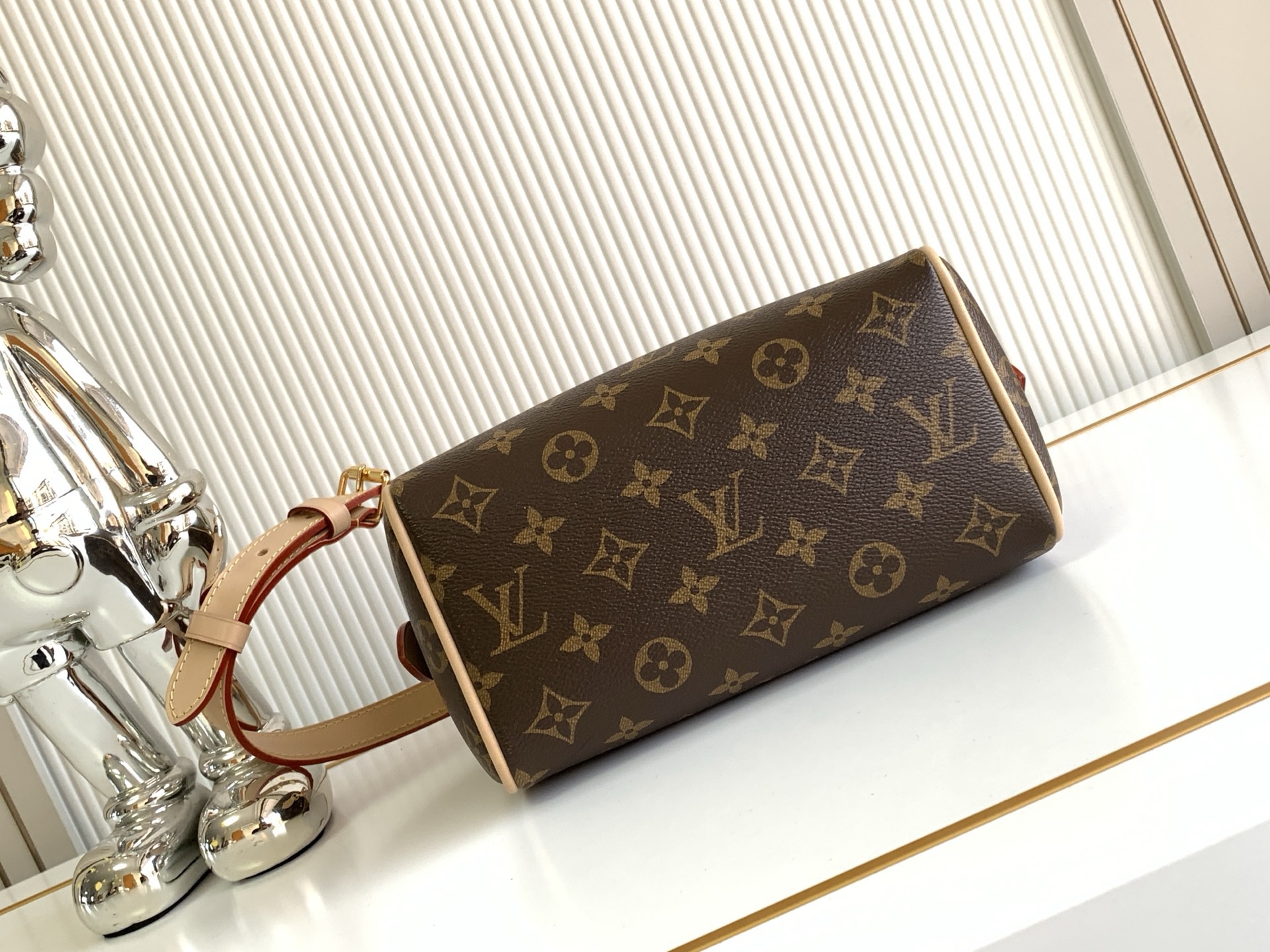 L*V Speedy Bandoulière 20 Boston Bag M46234 SIZE:20*13*12cm