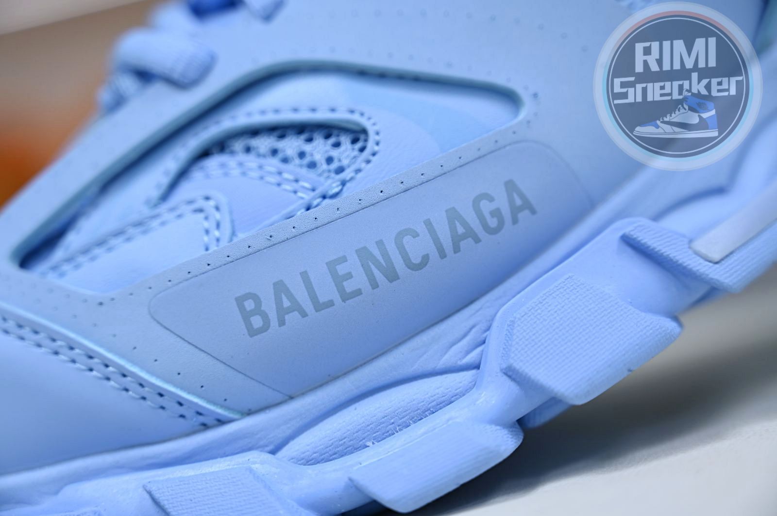 Balenciaga BLGA Track(LED)
