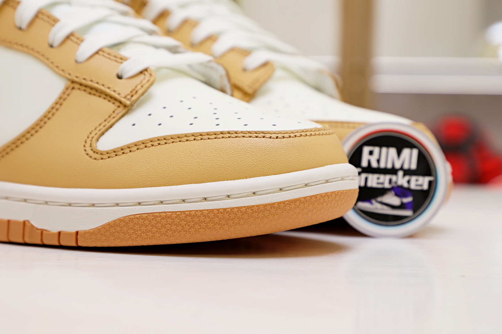 WMNS DUNK LOW