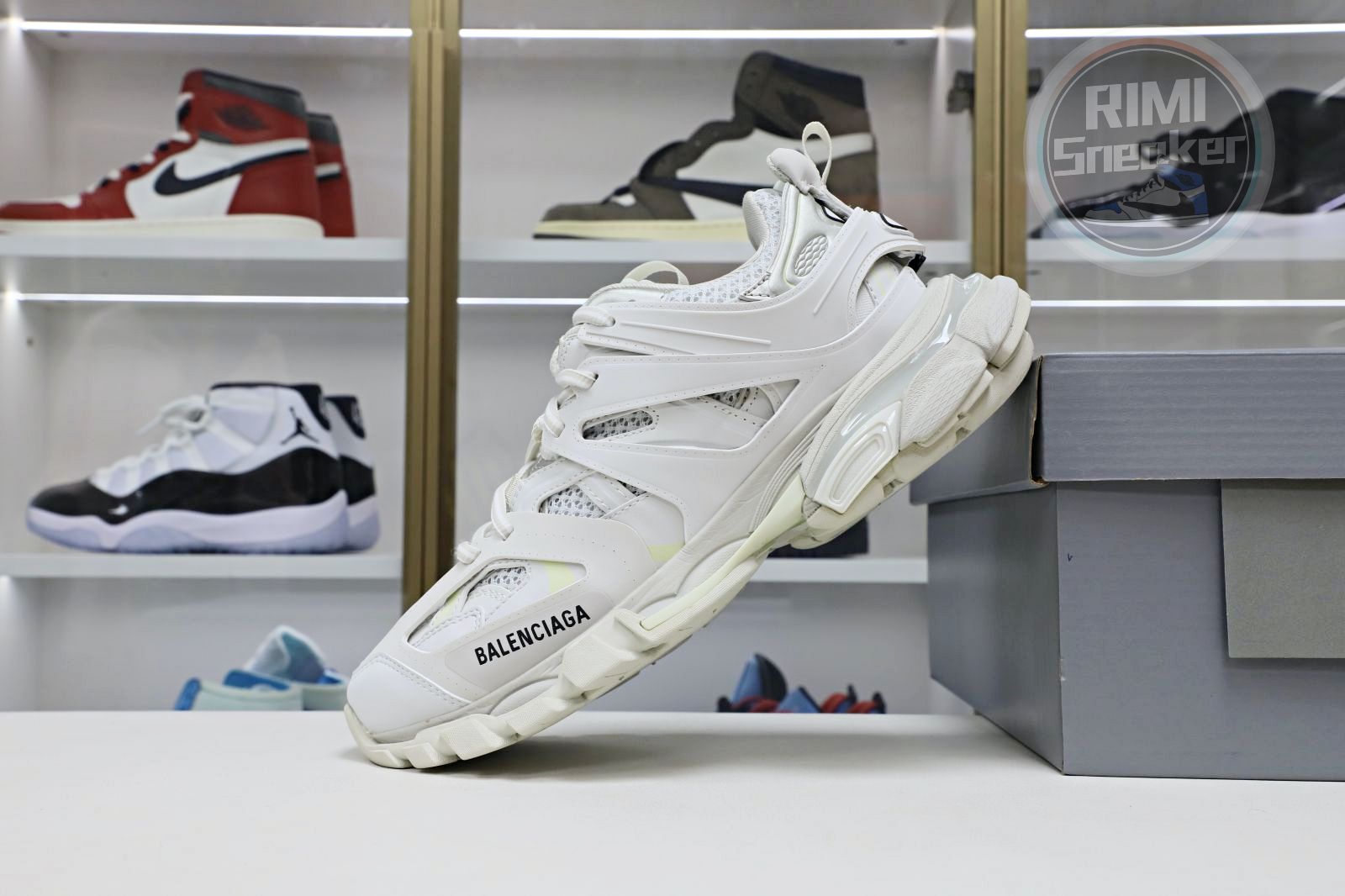 Balenciaga BLGA Track(LED)