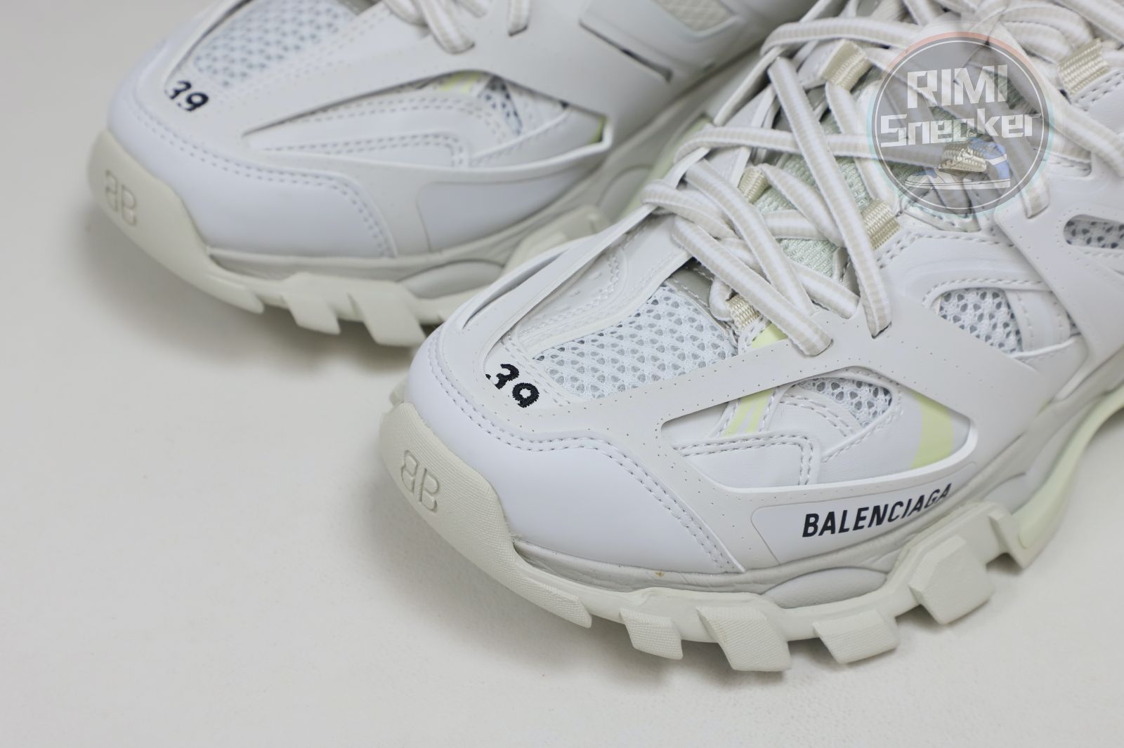 Balenciaga BLGA Track(LED)