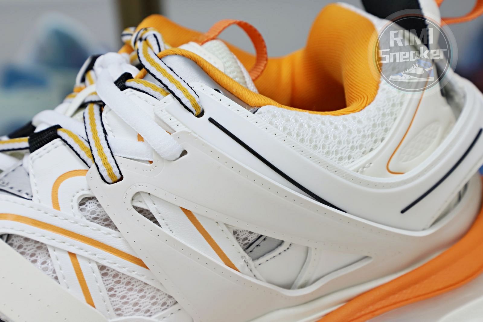 Balenciaga BLGA Track(LED)