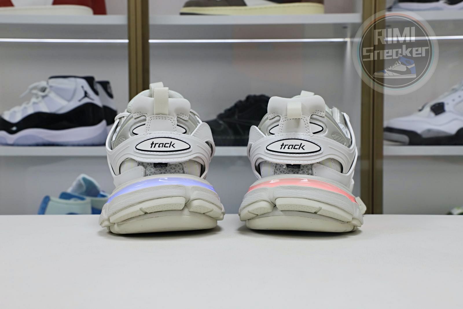 Balenciaga BLGA Track(LED)