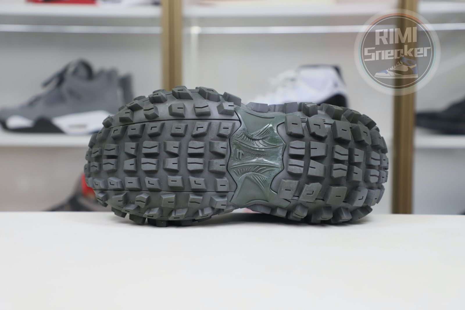 Balenciaga BLGA Defender