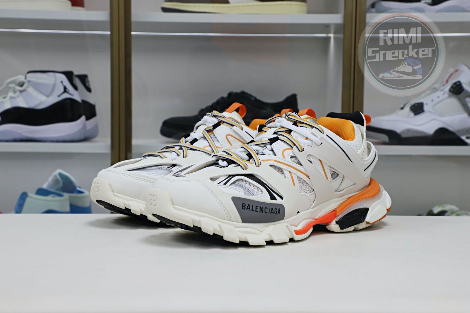 Balenciaga BLGA Track(LED)