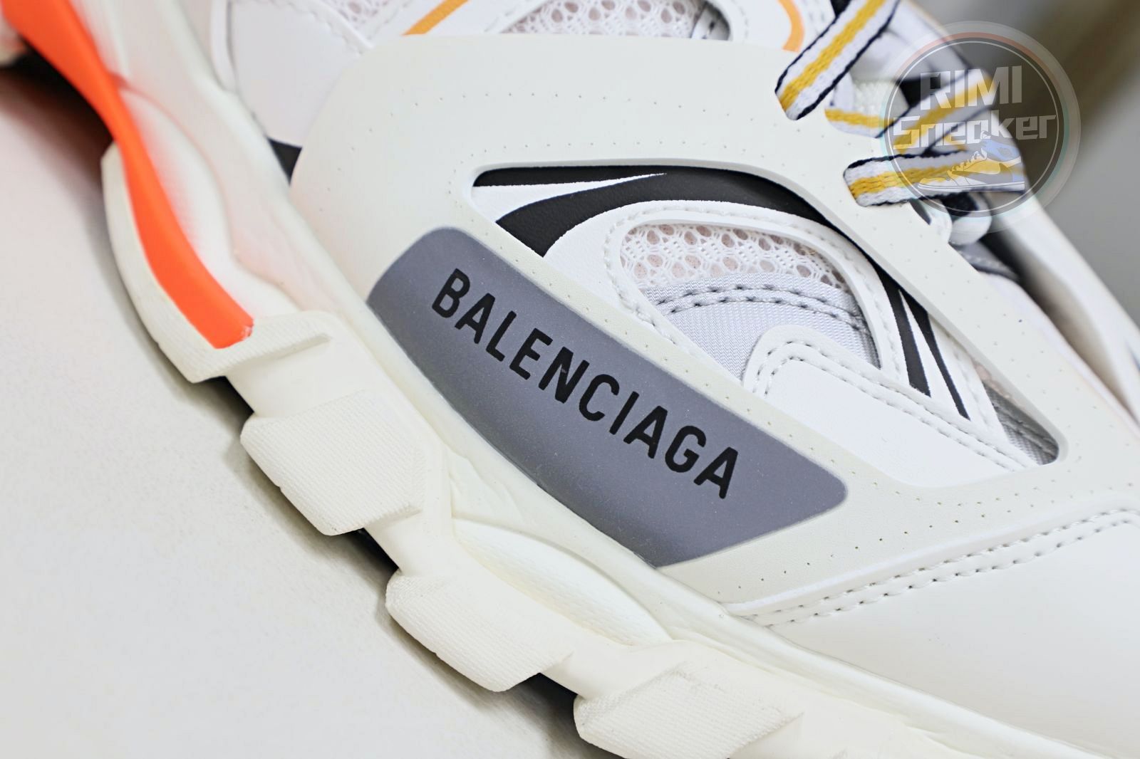 Balenciaga BLGA Track(LED)