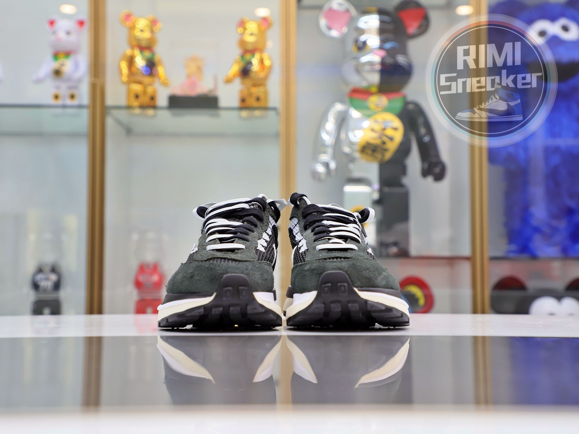SACAI X VAPORWAFFLE
