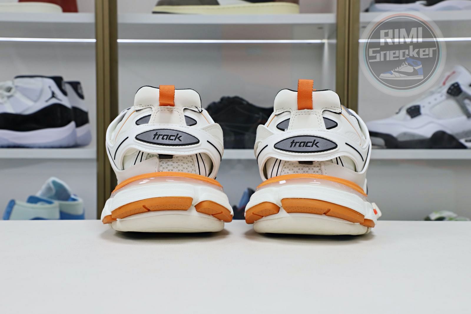 Balenciaga BLGA Track(LED)