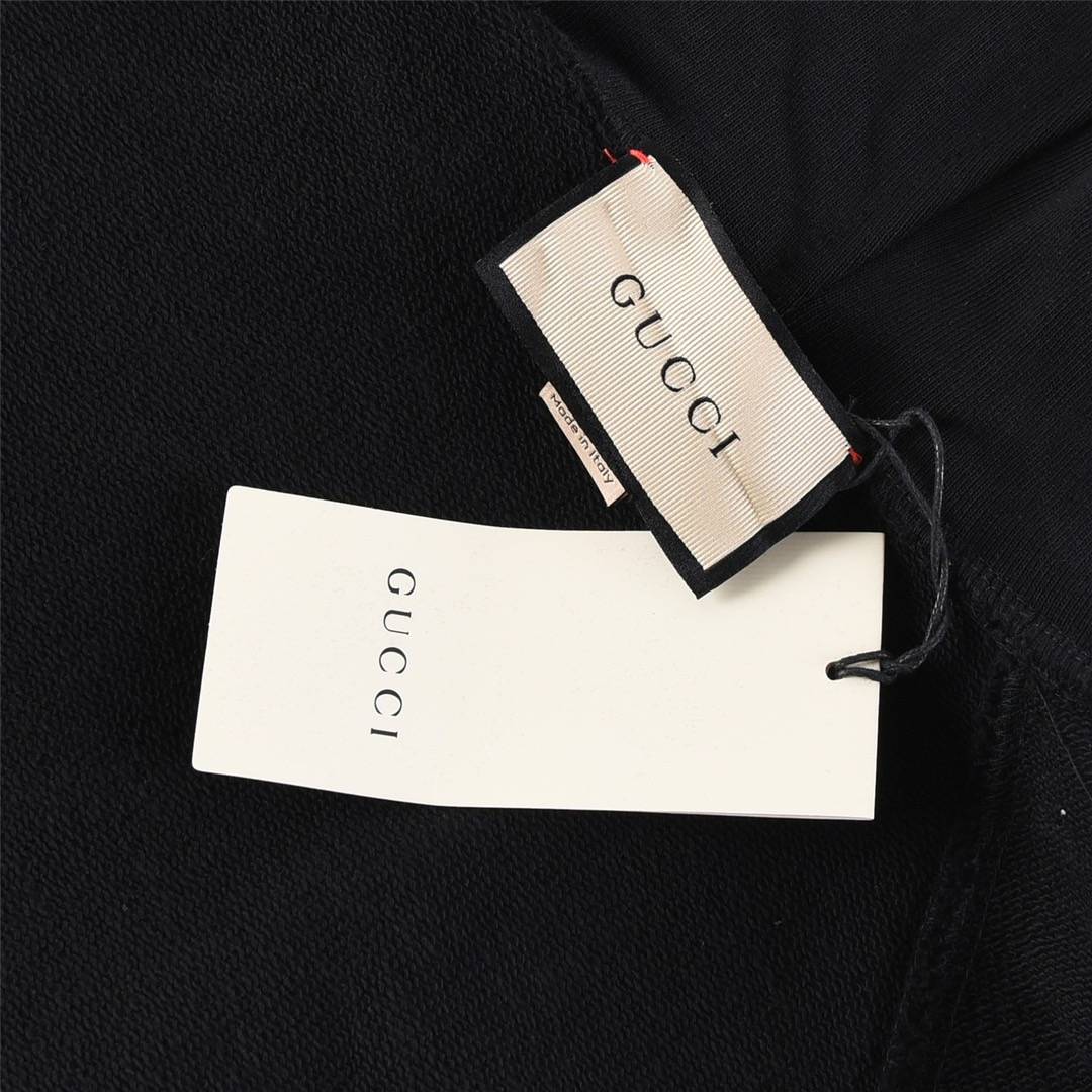 G*u*i men’s and women’s hoodies