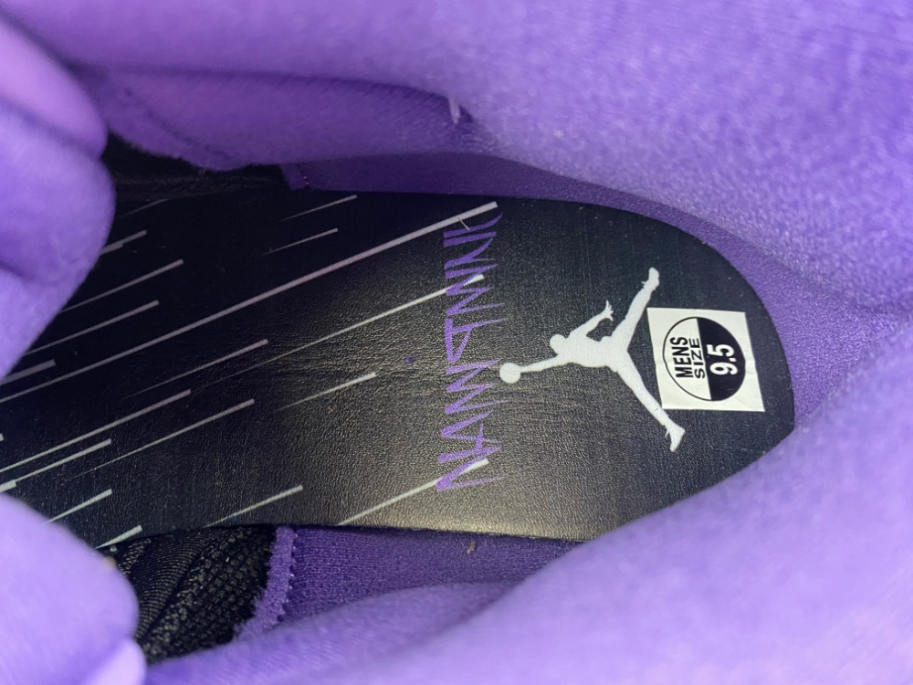 Air Jordan 11 CT8012-555