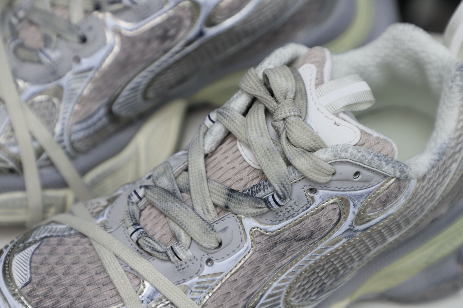 Balenciaga BLGA