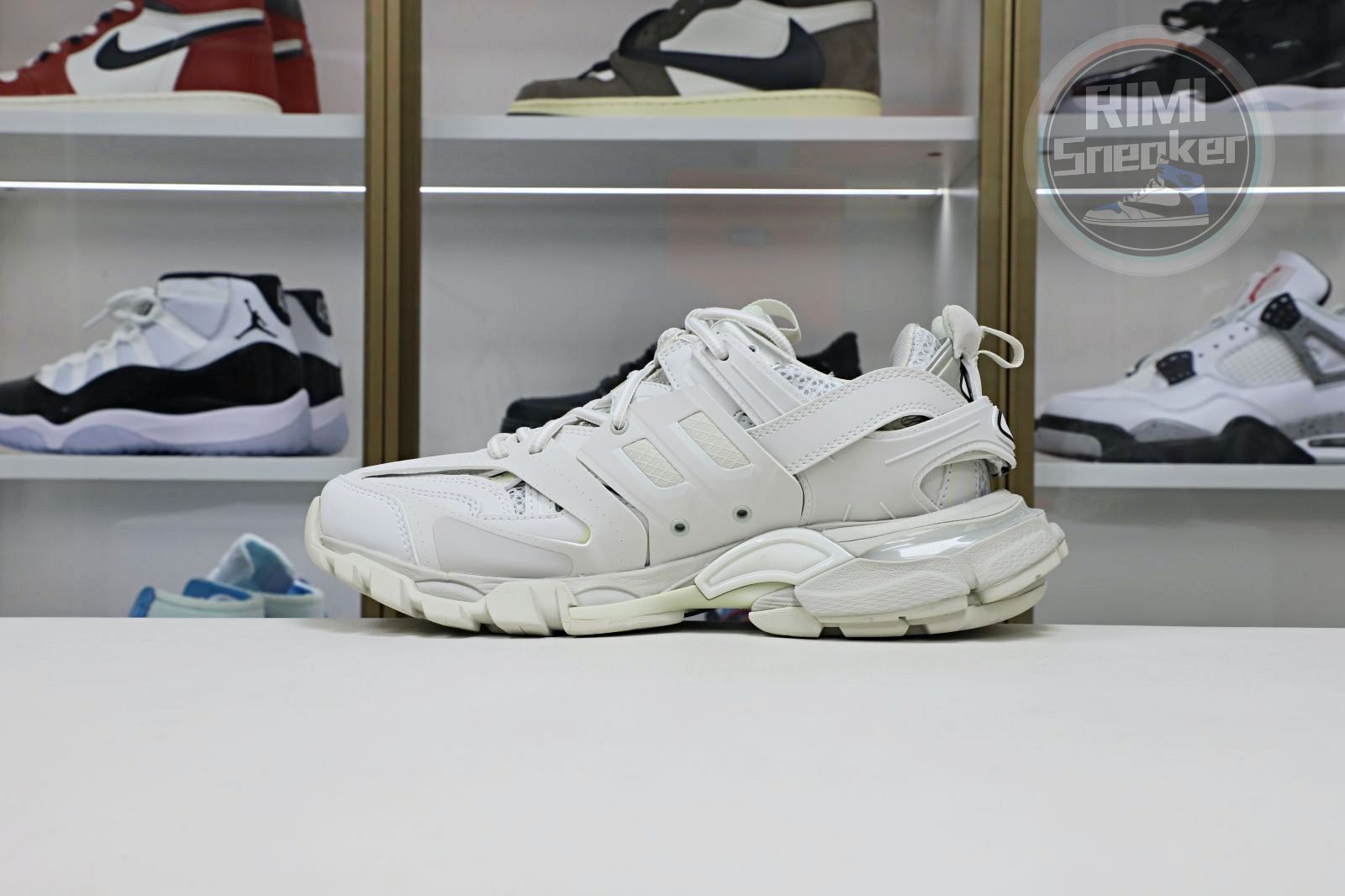 Balenciaga BLGA Track(LED)