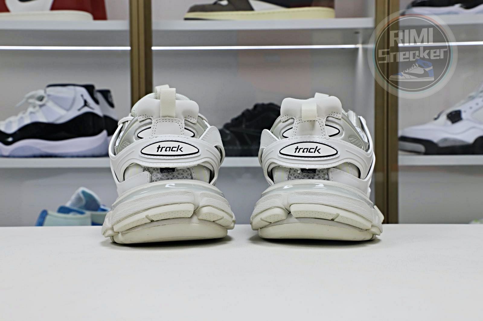 Balenciaga BLGA Track(LED)