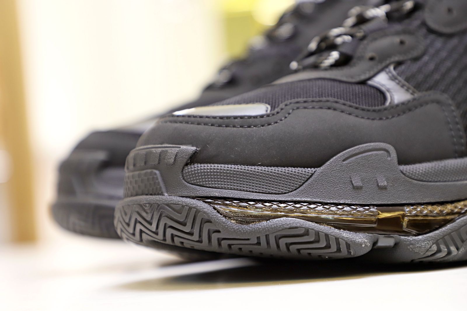 Balenciaga TRIPLE S Black