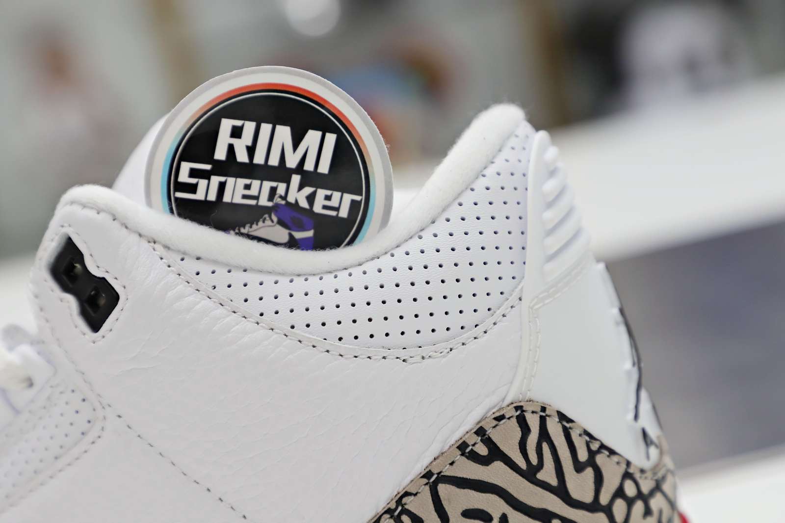 AIR JORDAN 3 RETRO