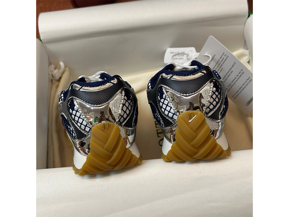 BOTTEGA VENETA