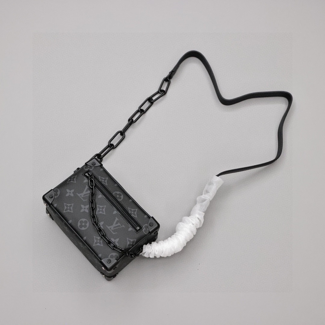 Lv Side Trunk Bag