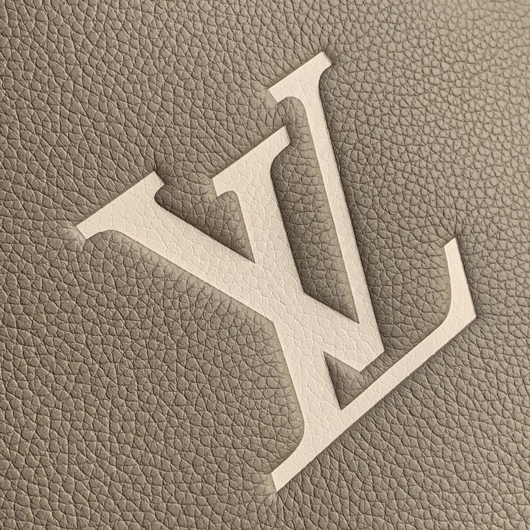 Louis Vuitton Onthego Bag