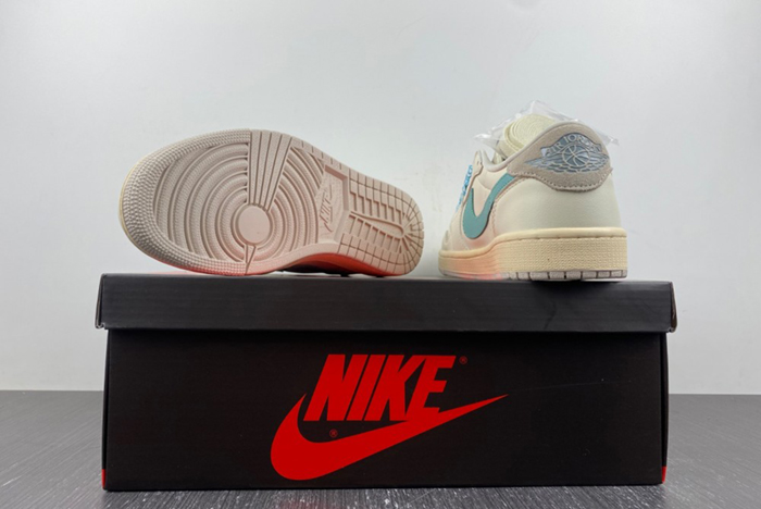 Travis Scott x Air Jordan 1 Low DM7866 102