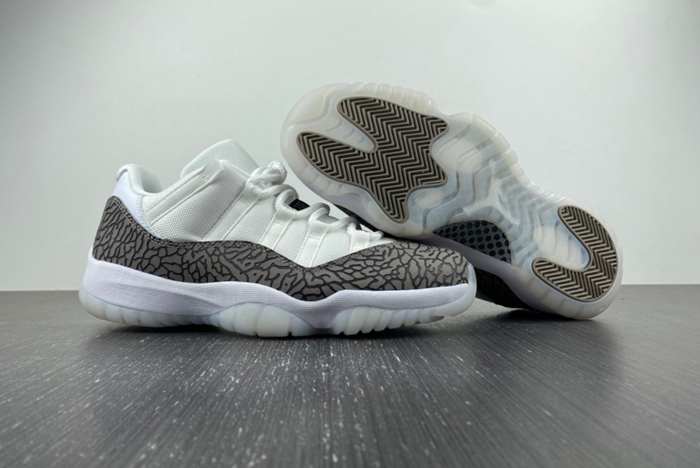 Air Jordan 11 Low WMNS “Yellow Snakeskin” AV2187-140`