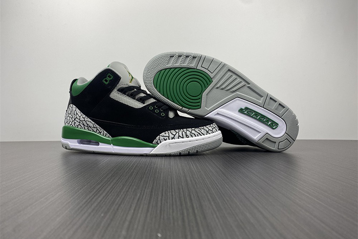 Air Jordan 3 “Pine Green” CT8532-030