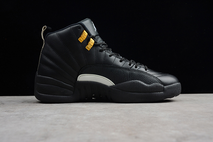 AIR JORDAN 12