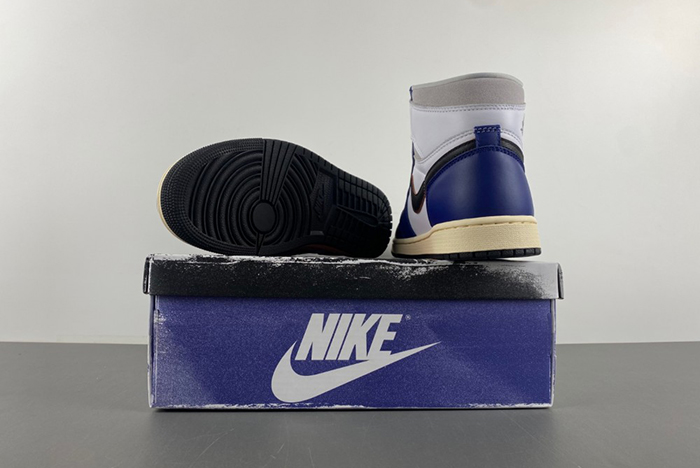 Air Jordan 1 Retro High OG DZ5485-401