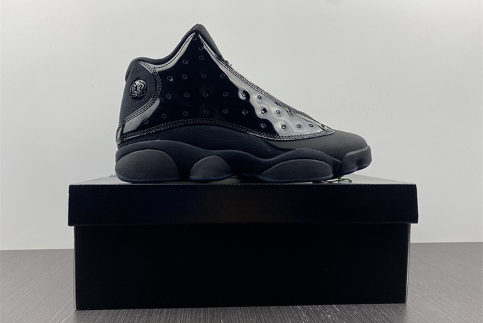 AJ 13 AIR JORDAN 13 ‘ Cap and Gown " 414571-012