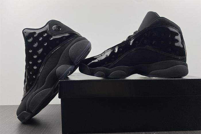 AJ 13 AIR JORDAN 13 ‘ Cap and Gown " 414571-012