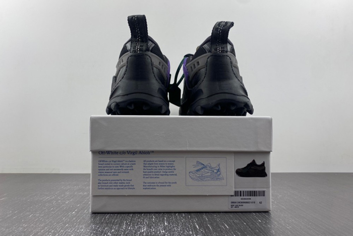 OFF WHITE OW