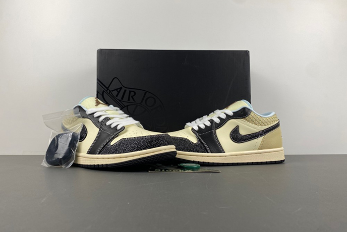 Air Jordan 1 Low HQ3437-101