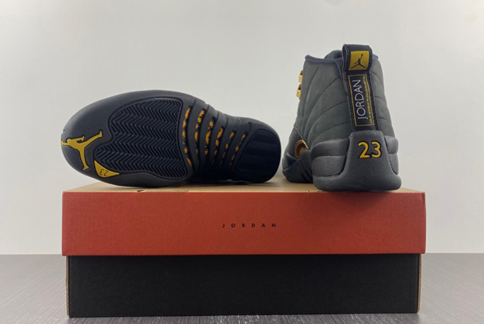 Air Jordan 12 Black Taxi CT8013-071
