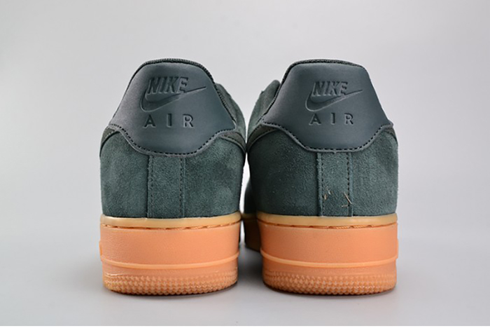 Nike Air Force 1 ´07 LV8 Suede Outdoor Green Brand MENS AA1117-300