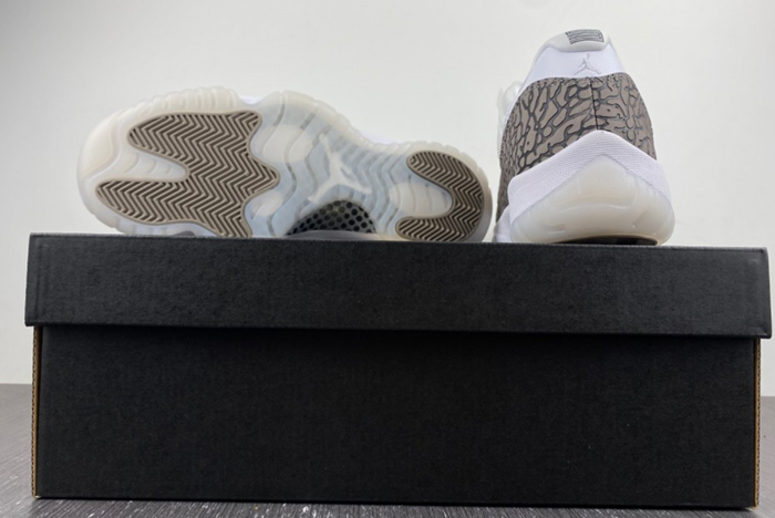 Air Jordan 11 Low WMNS “Yellow Snakeskin” AV2187-140`