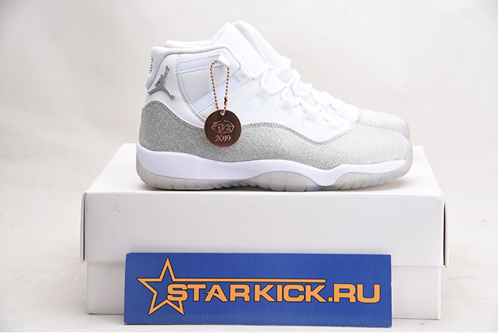 JORDAN 11 RETRO WHITE METALLIC SILVER - AR0715-100