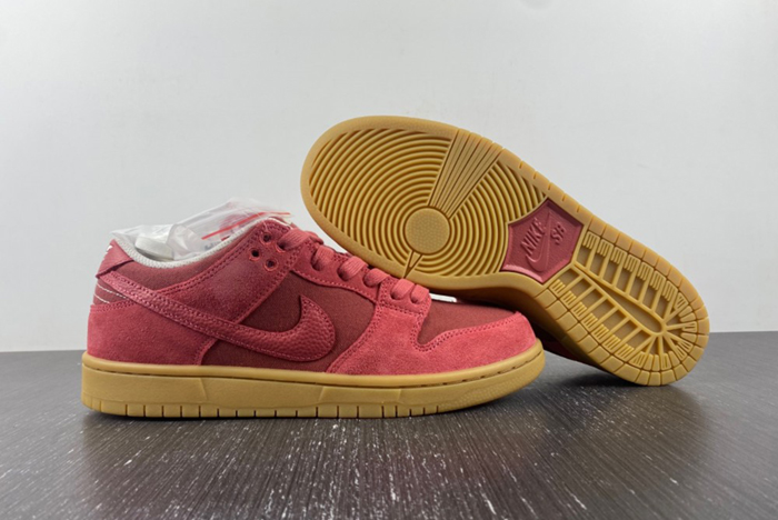 NIKE SB DUNK LOW