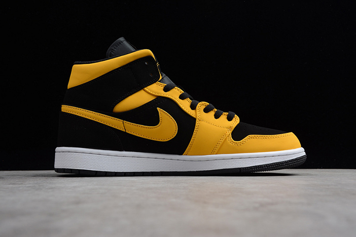 AIR JORDAN 1 MID